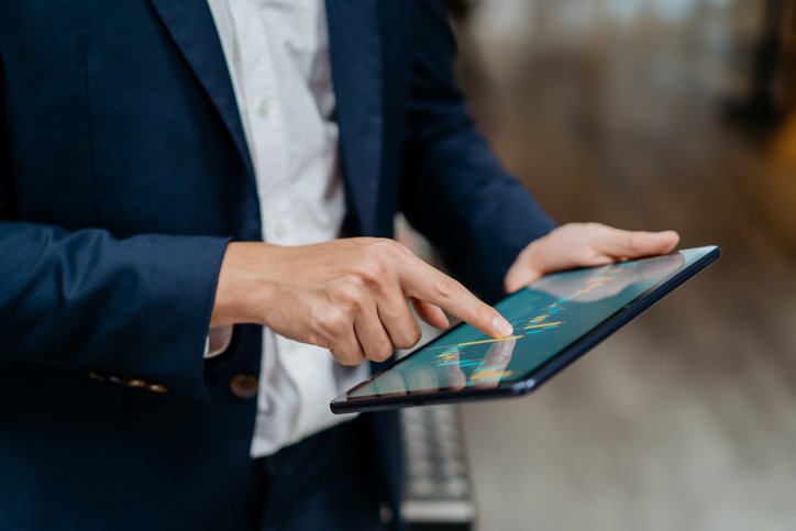 There are many reasons why investors might choose a dividend investing strategy.